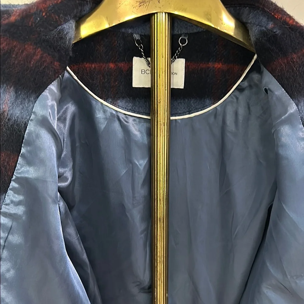 BCBGeneration - Stylish Blue and Black Striped Women's Coat - Picture 5 of 9